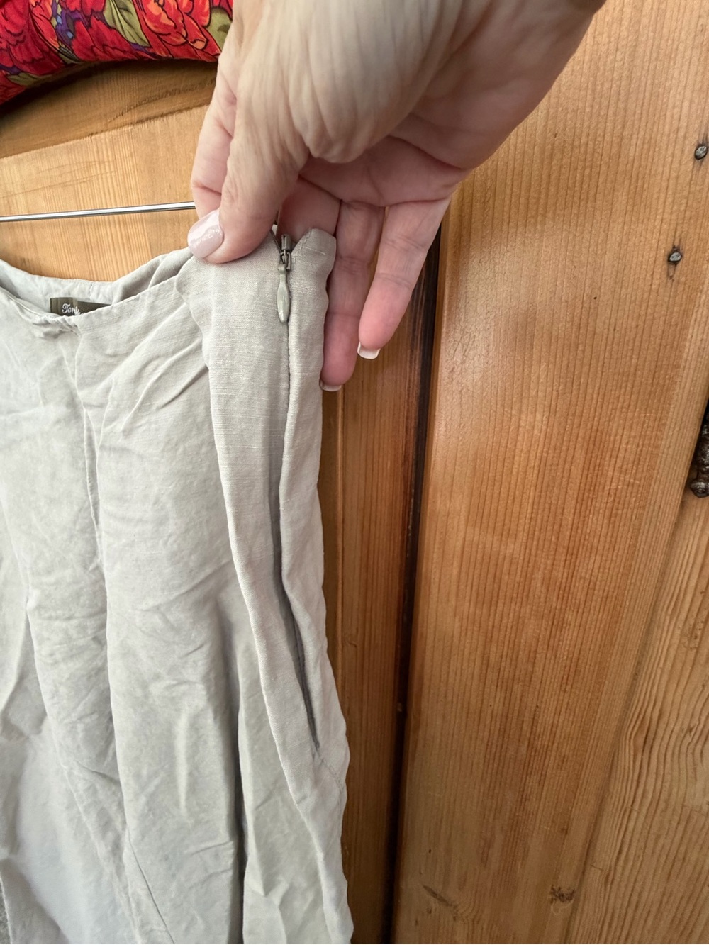 Tommy Bahama Lightweight Linen-Blend Khaki Trousers Sz 10 - Picture 5 of 9